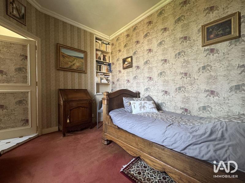 Château - 306 m² - 10 pièces