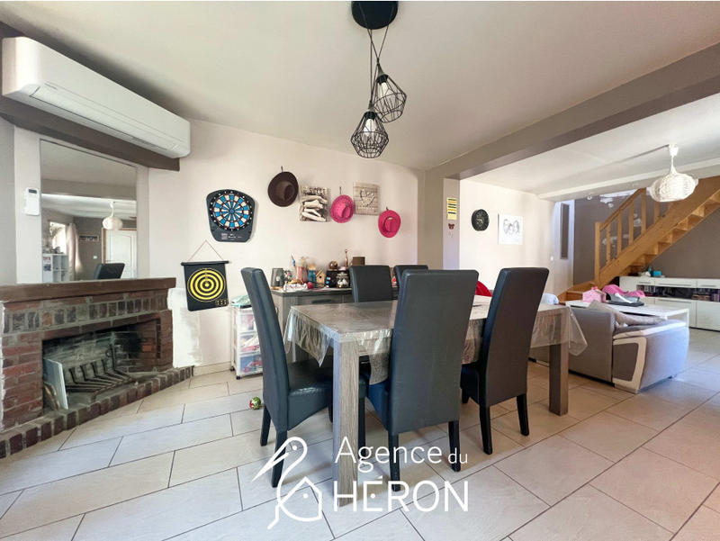 Maison - 104 m² - 4 pièces