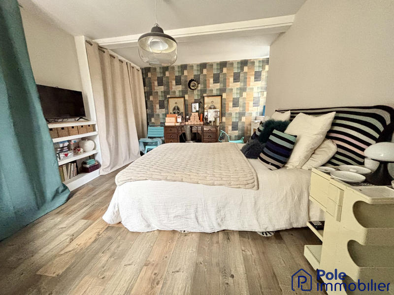 Maison ancienne - 173 m² - 6 pièces