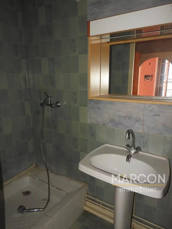 Immeuble - 103 m² - 5 pièces