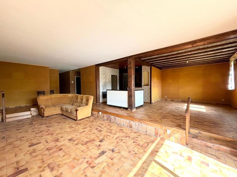 Maison - 171 m² - 7 pièces