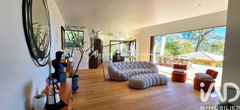 Maison de maîtres - 147 m² - 5 pièces