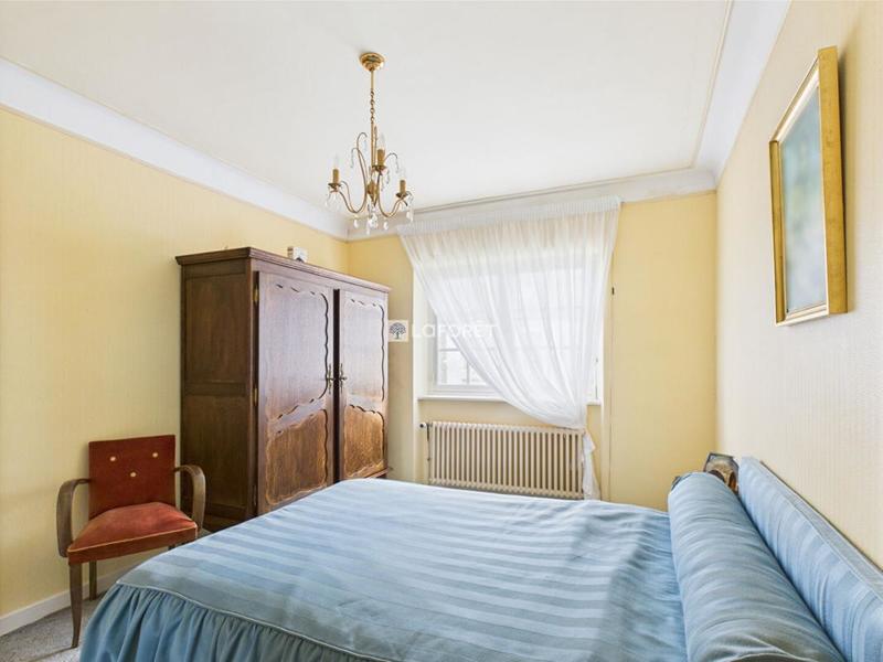 Maison - 204 m² - 10 pièces