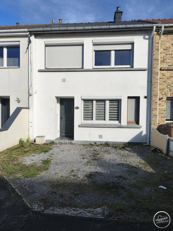 Maison - 80 m² - 5 pièces