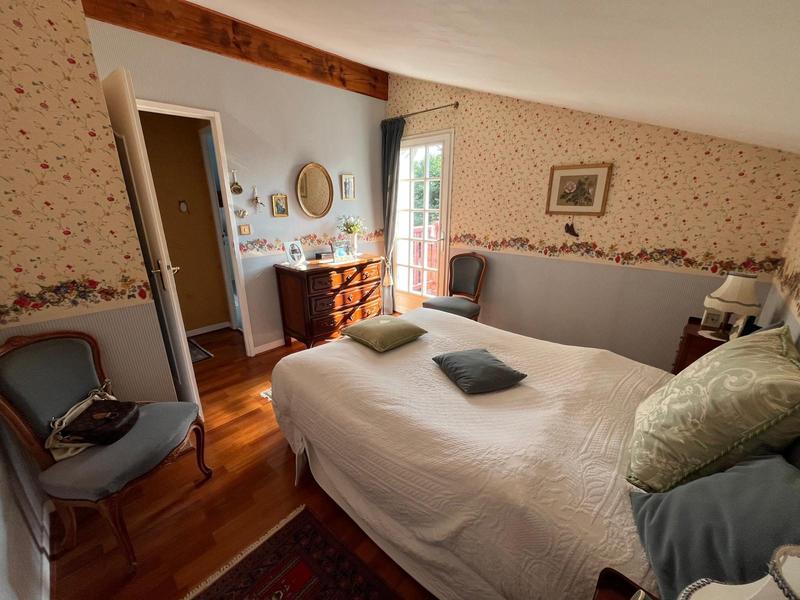 Viager - Maison - 90 m² - 5 pièces