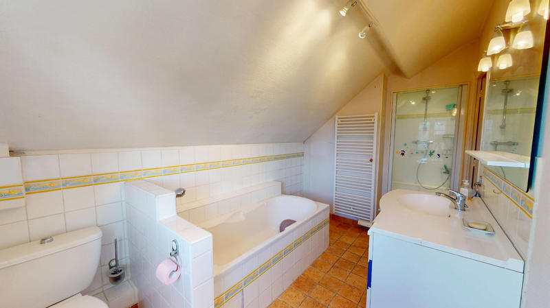 Maison - 120 m² - 6 pièces