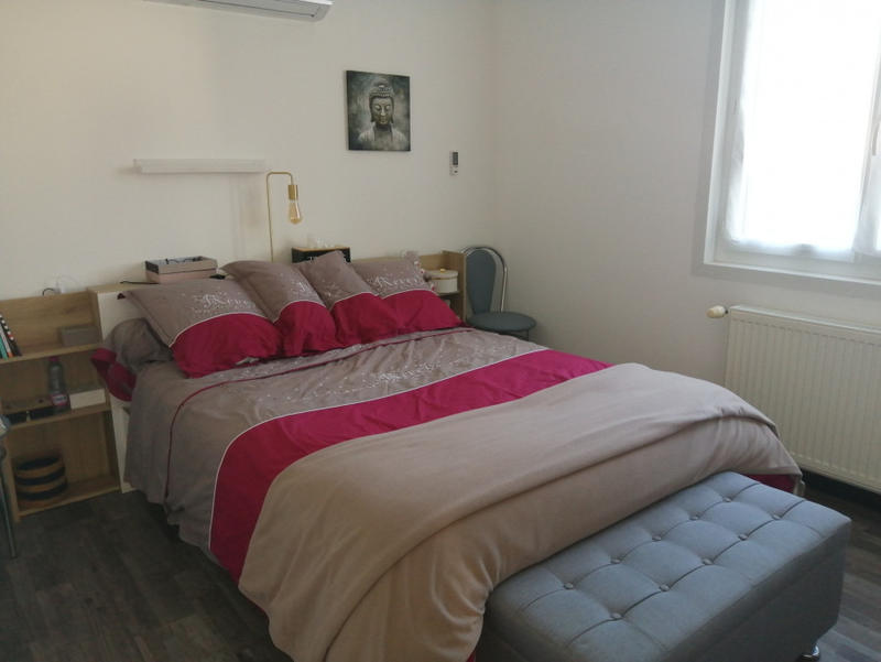 Maison - 280 m² - 9 pièces