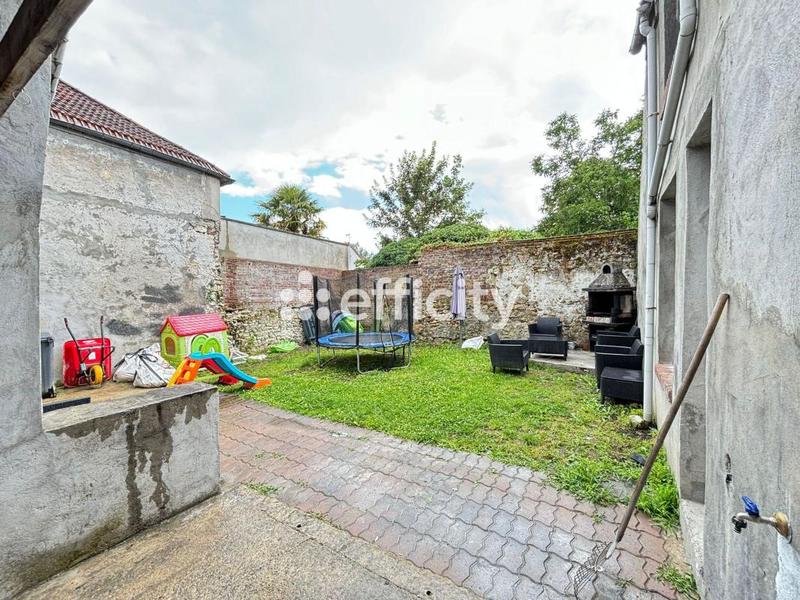 Maison - 120 m² - 6 pièces