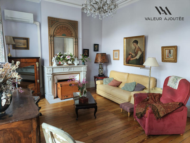 Appartement - 117 m² - 5 pièces