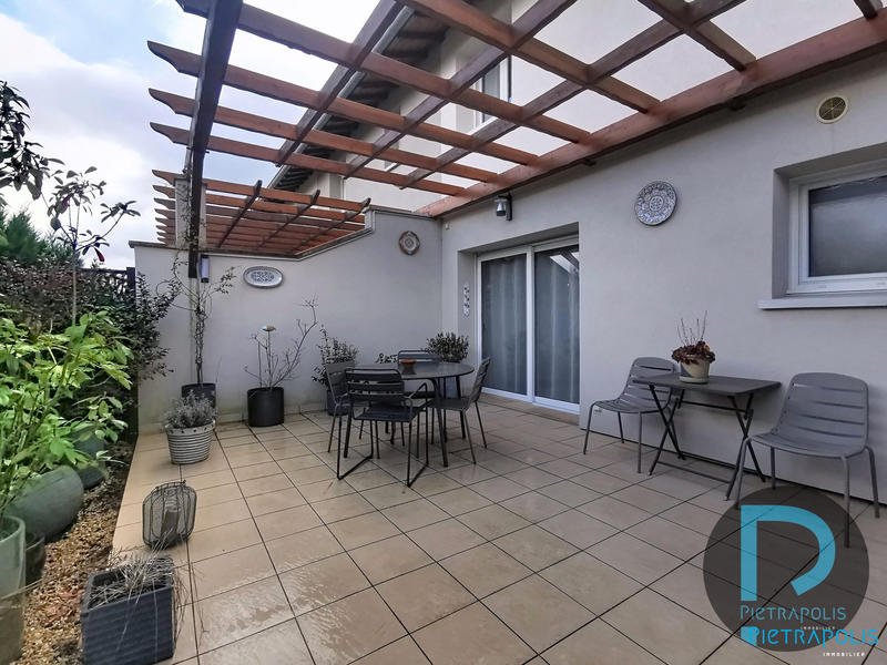 Maison - 98 m² - 4 pièces