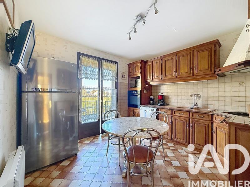 Maison - 93 m² - 5 pièces