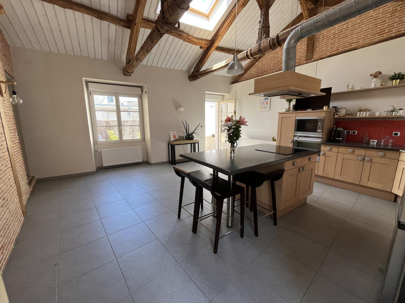 Maison - 140 m² - 5 pièces