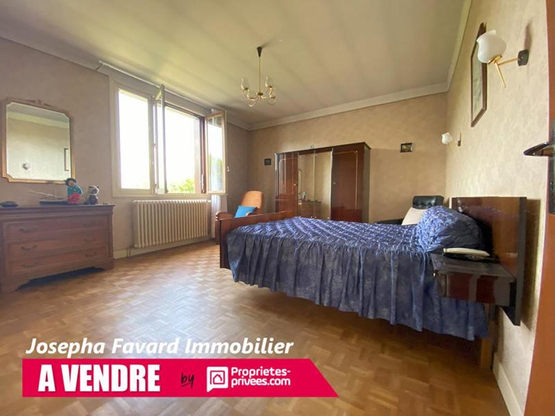 Maison - 131 m² - 7 pièces