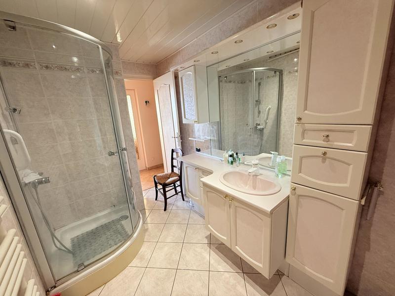 Maison traditionnelle - 110 m² - 5 pièces