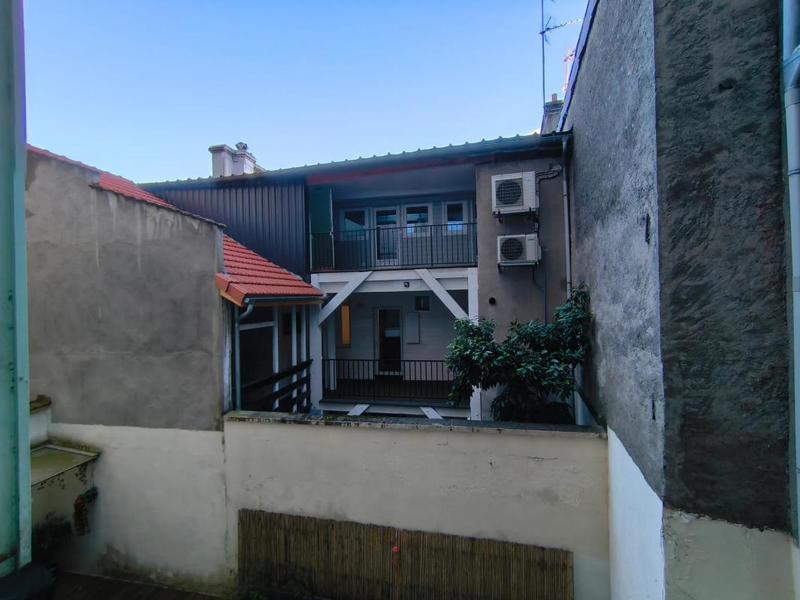 Appartement - 90 m² - 3 pièces