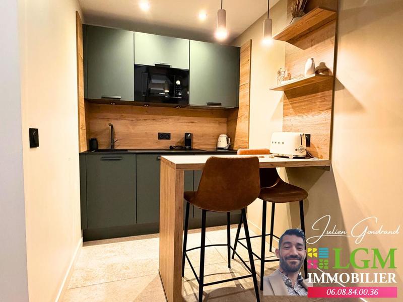 Loft - 63 m² - 4 pièces