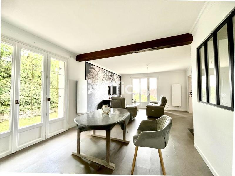 Maison - 120 m² - 5 pièces