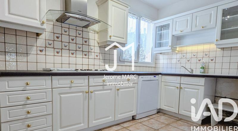 Appartement - 81 m² - 4 pièces