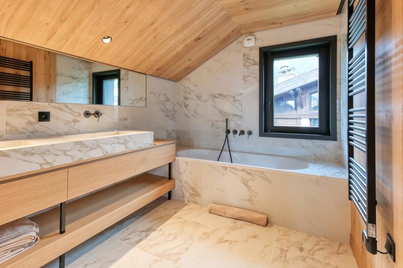 Châlet - 450 m² - 9 pièces