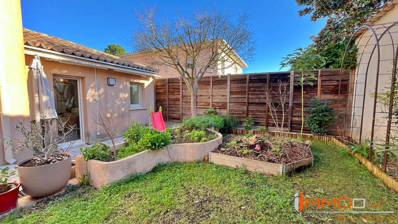 Maison - 95 m² - 5 pièces