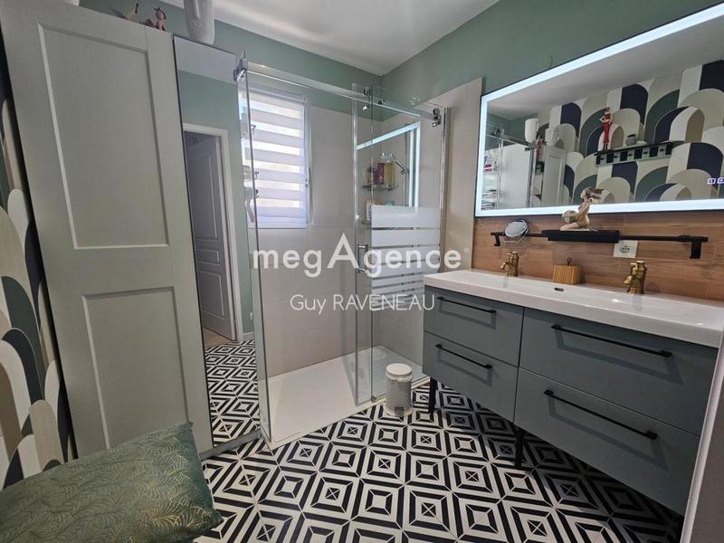 Maison - 92 m² - 5 pièces