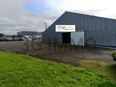 Local commercial - 1 500 m²