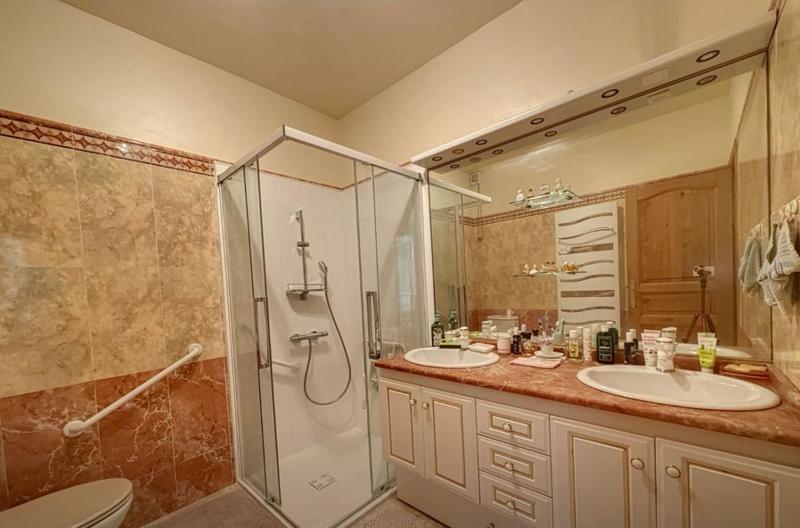 Villa - 183 m² - 4 pièces