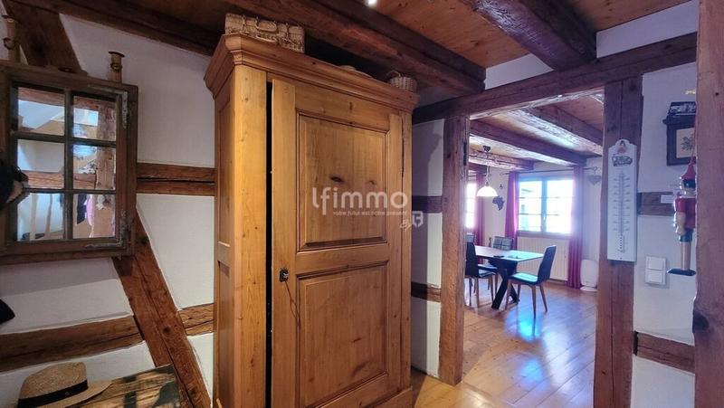 Maison - 207 m² - 7 pièces