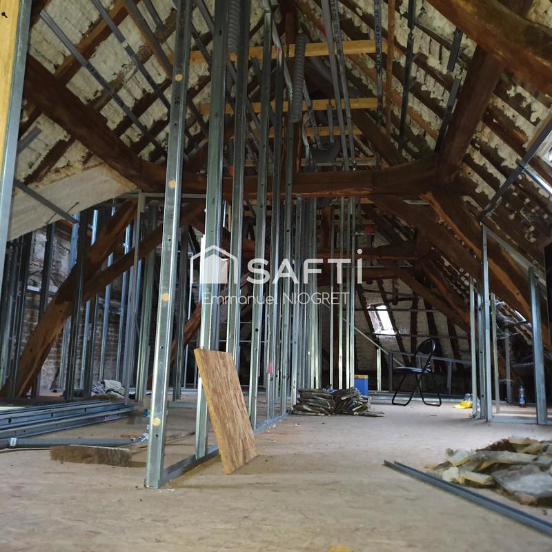 Appartement - 100 m² - 5 pièces