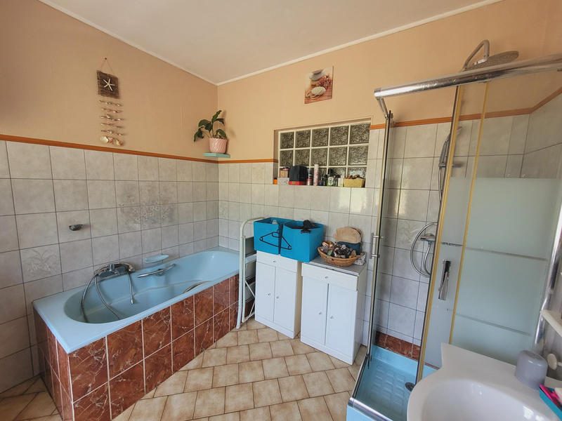 Maison - 209 m² - 8 pièces