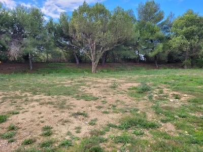 Terrain constructible - 213 m²