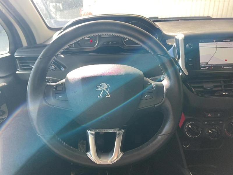 Peugeot 208 Business bluehdi 100ch ss bvm6 active