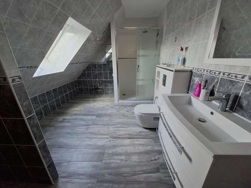 Maison - 122 m² - 7 pièces