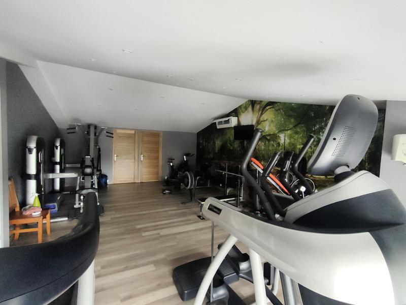 Local d'activités - 700 m²