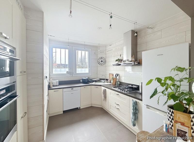 Maison - 93 m² - 6 pièces