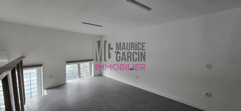 Local commercial - 30 m² - 2 pièces