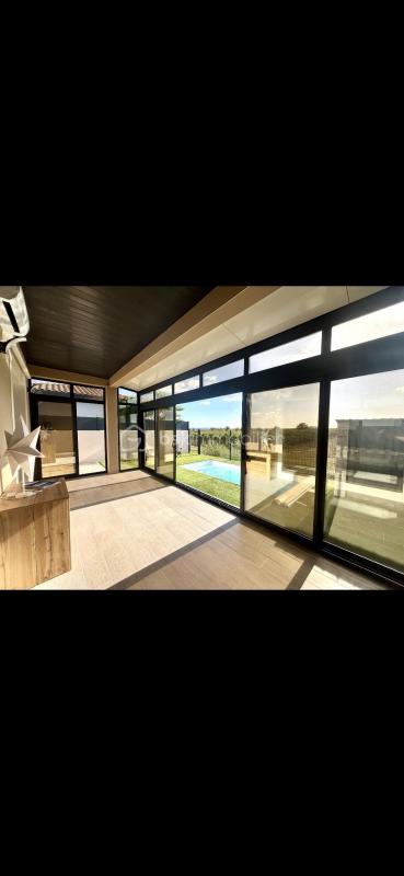 Villa - 85 m² - 5 pièces