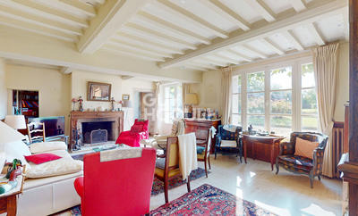 Maison - 251 m² - 12 pièces