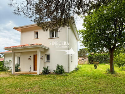 Maison - 107 m² - 5 pièces