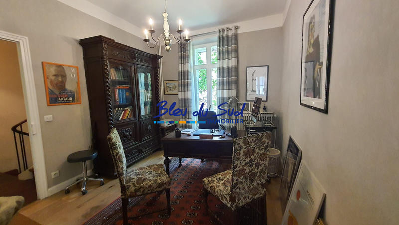 Maison - 196 m² - 10 pièces