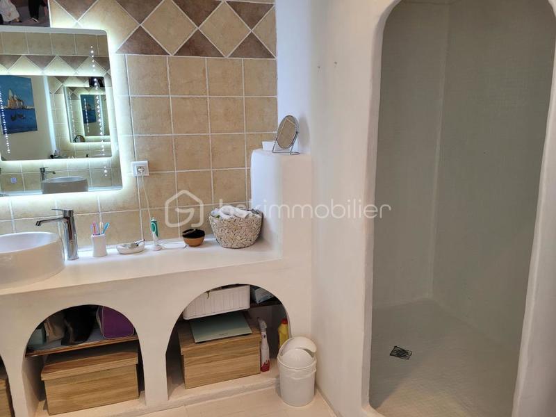 Maison de village - 180 m² - 7 pièces