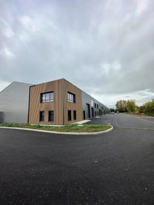 Bureau - 234 m² - 1 pièce