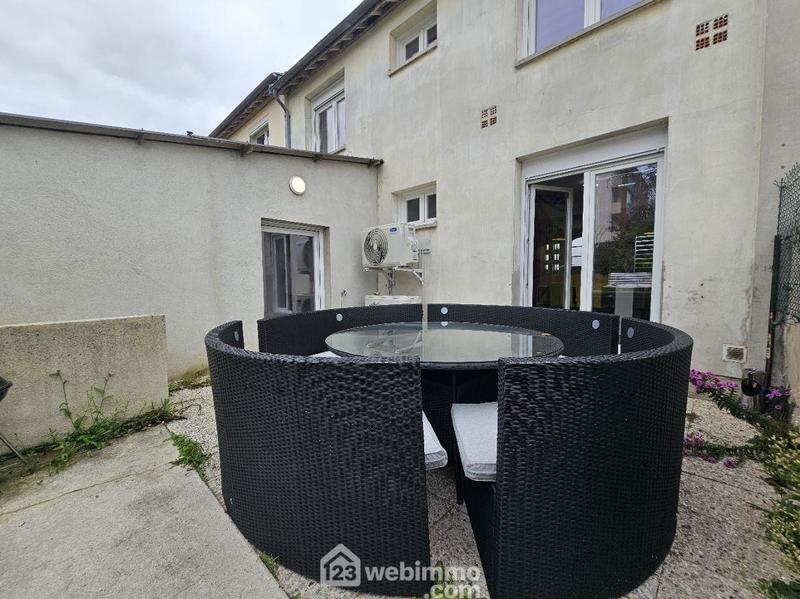 Maison - 100 m² - 6 pièces