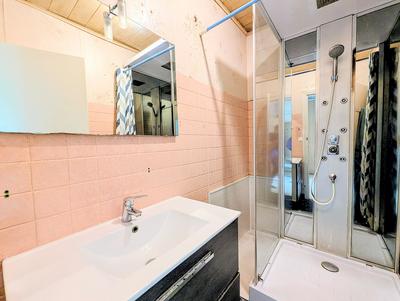 Maison jumelée - 94 m² - 5 pièces