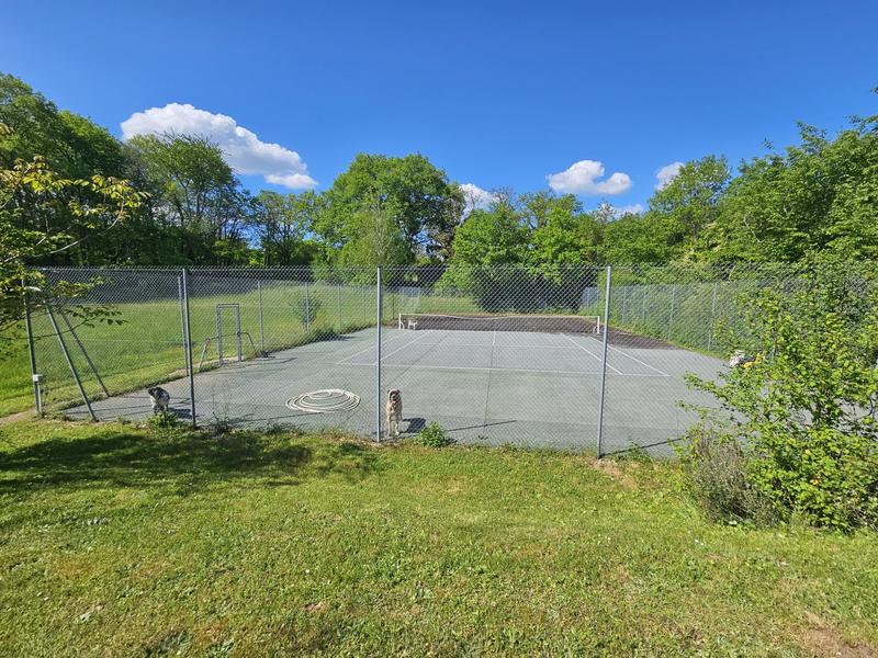 Maison traditionnelle - 240 m² - 7 pièces