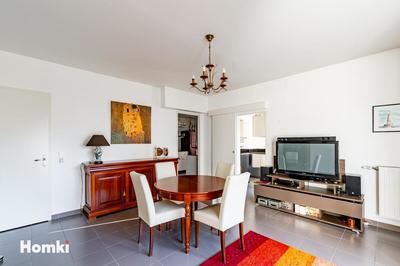 Appartement - 98 m² - 5 pièces