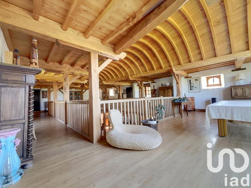 Maison - 564 m² - 13 pièces