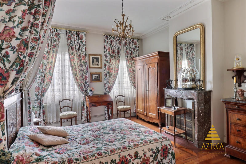 Appartement - 170 m² - 7 pièces