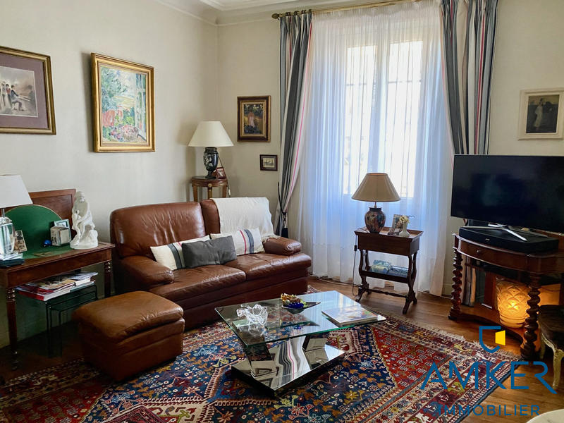 Maison ancienne - 210 m² - 6 pièces