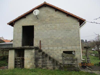 Maison - 90 m² - 7 pièces